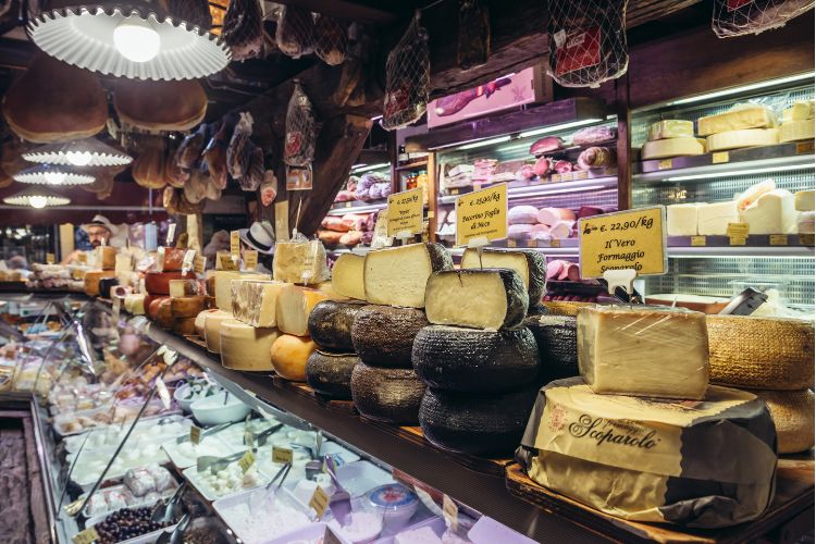 Une balade dans les marchés de Bologne