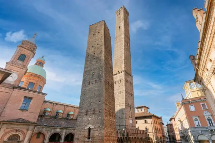 Las dos torres de Bolonia