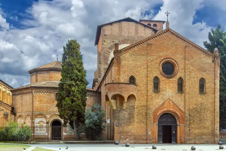 La Basilica di Santo Stefano a Bologna